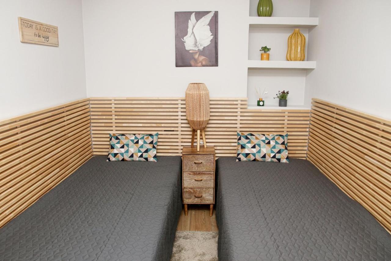 Sunshine Apartment פואנגירולה מראה חיצוני תמונה