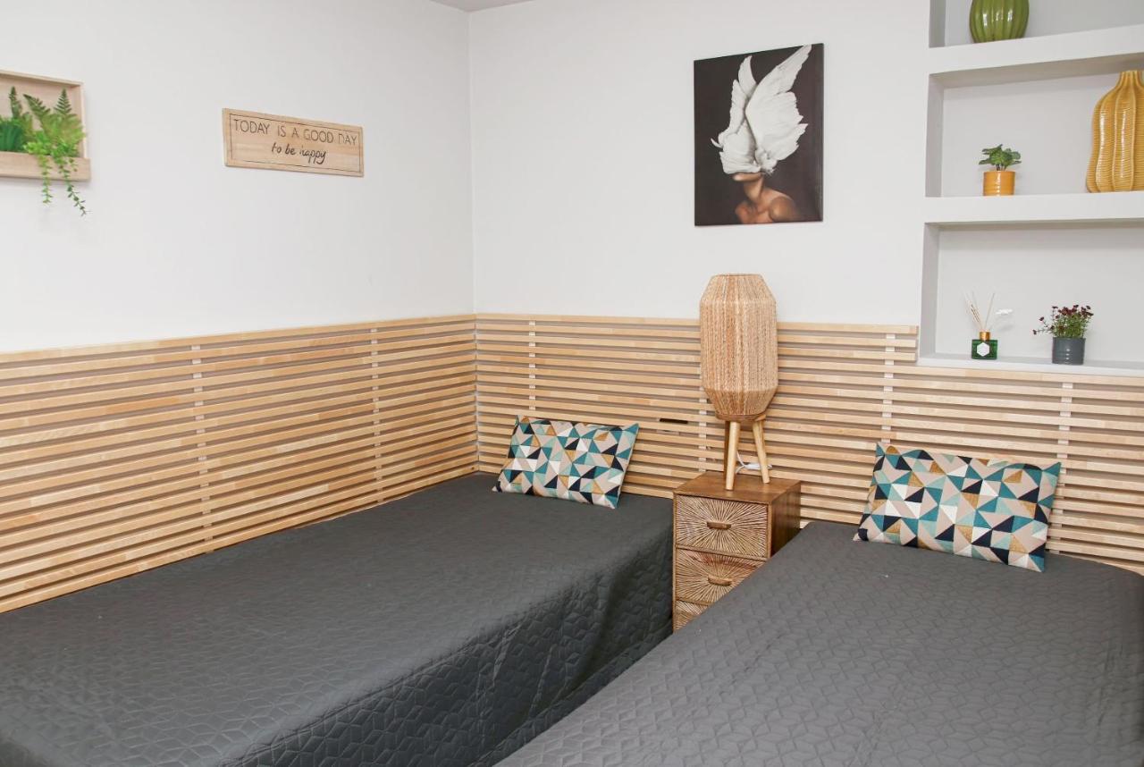 Sunshine Apartment פואנגירולה מראה חיצוני תמונה